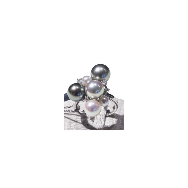 Anello Salvini Polinesia con perle e diamanti 20018654