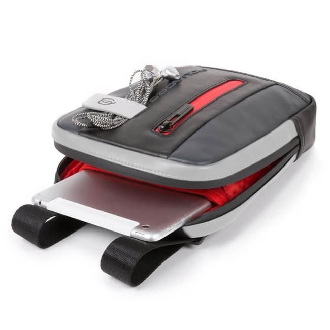 Small man bag Piquadro Urban gray and black CA3084UB00 / GRN