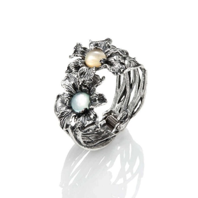 Raspini Bangle Iris rigid bracelet with spring and flowers