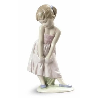 Lladrò Sculpture Sweet Shyness - 01009171