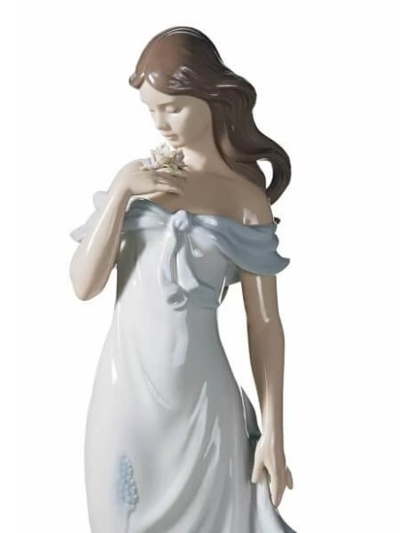 Sculpture Lladrò Woman The whisper of flowers - 01006918