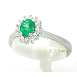 Ring mit natürlichem Smaragd ct0,35 in Weißgold und natürlichen Diamanten