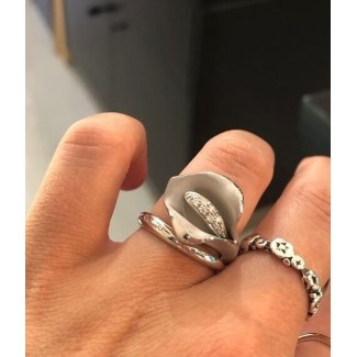 Annamaria Cammilli Calla-Ring aus Weißgold – GAN1064W 2