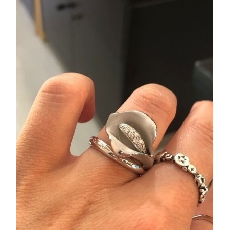 Annamaria Cammilli Calla Ring in White Gold - GAN1064W