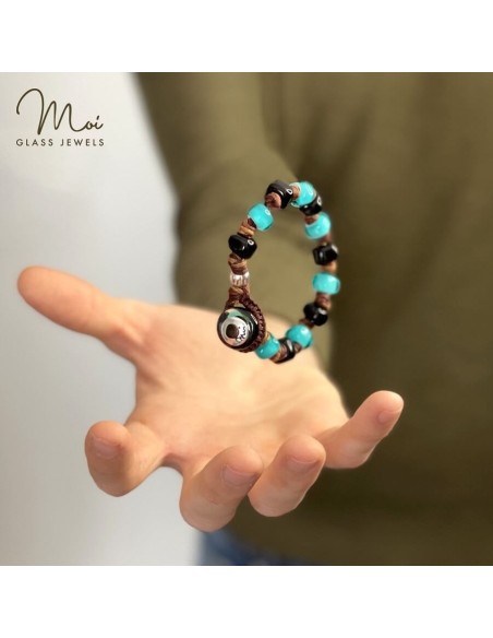 Bracciale Moi Marinero con perle in vetro nero e turchese.
