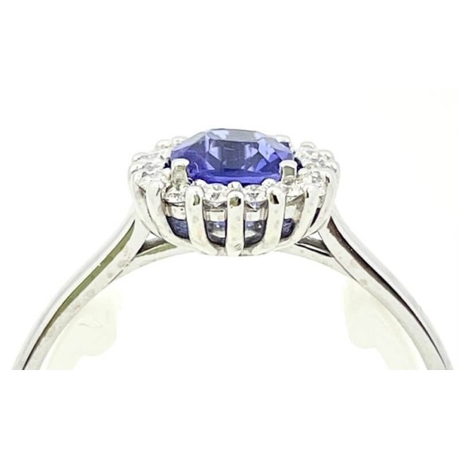 Anello con Tanzanite blu a cuscino 5x5mm e diamanti naturali