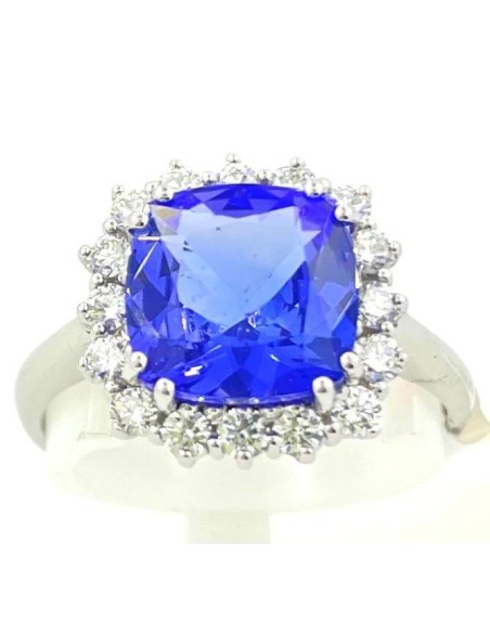 Ring mit blauem Tansanitkissen 9x9mm und natürlichen Diamanten
