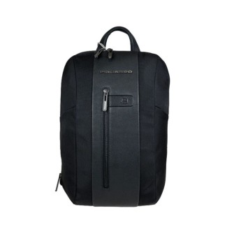Piquadro Slim erweiterbarer Rucksack schwarz CA6383BR2/N