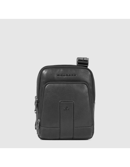 Piquadro Carl iPad-Tasche aus schwarzem Leder - CA6303S129/N