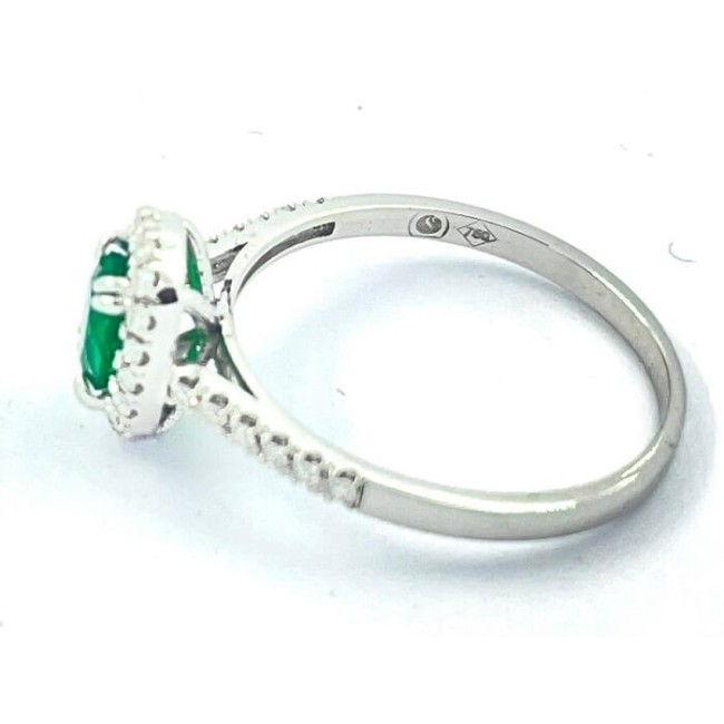 Anello con Smeraldo Colombiano in oro bianco e diamanti naturali