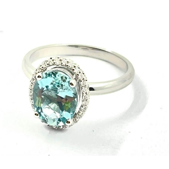 Anello con Acquamarina Verde ovale in oro e diamanti naturali