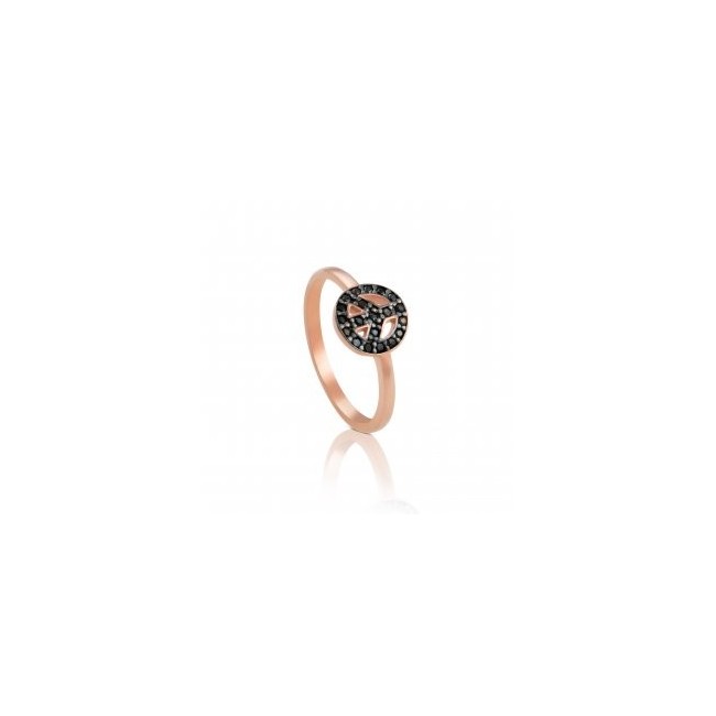 Tous Ring Motif model rosè with spinelli and peace symbol