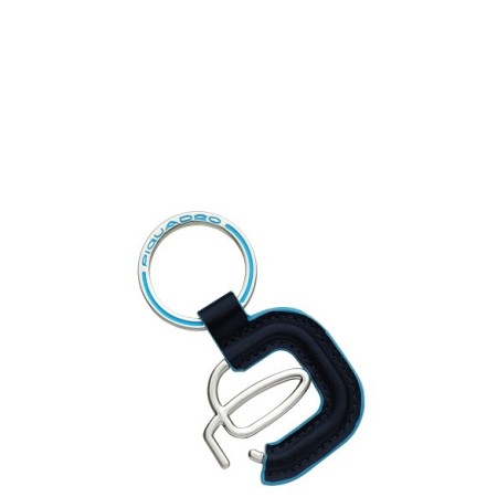 Piquadro logo keychain in leather-covered Blue Square  night blue