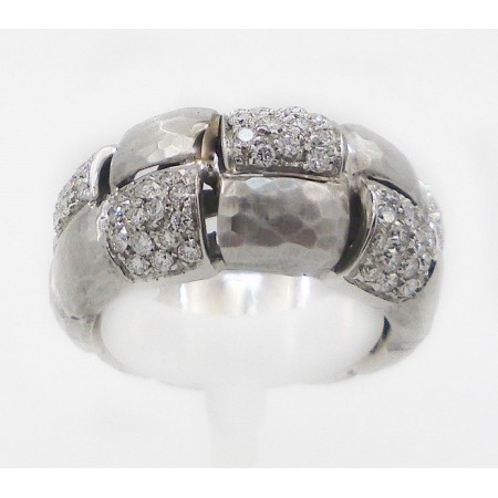 Anello fascia Vendorafa in oro bianco martellato e brillanti - KA2056-01