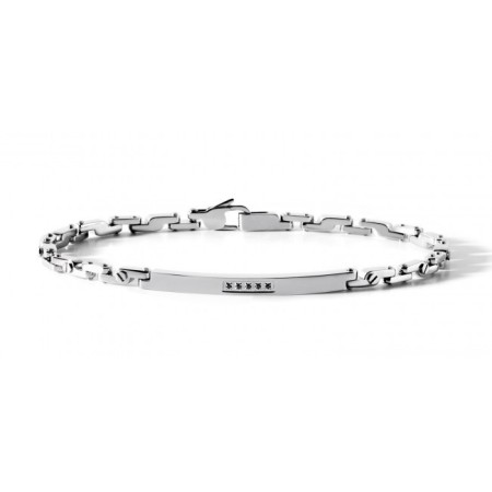 Comete's stainless steel and black spinels, Delta