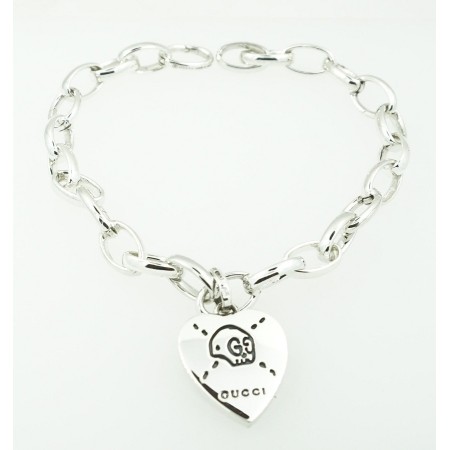 Bracciale Gucci Ghost con un Charms Cuore con Teschio