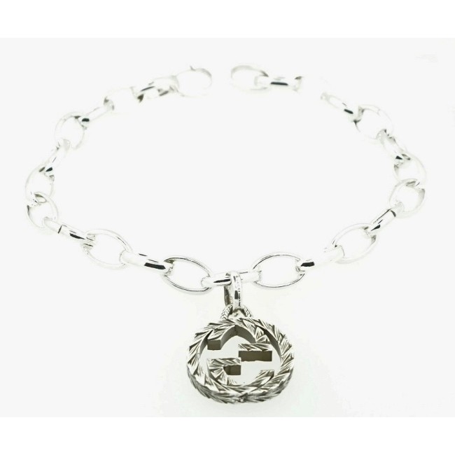 Bracciale Gucci Ghost con un Charms Doppia G Blind For Love