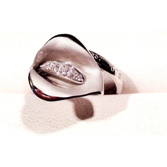 Annamaria Cammilli Calla Ring in White Gold - GAN1064W